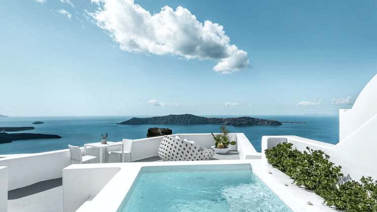 Junior Suite with Plunge Pool